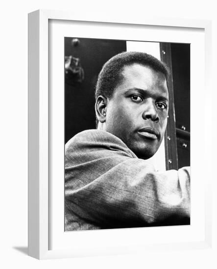 In the Heat of the Night, Sidney Poitier, 1967-null-Framed Photo