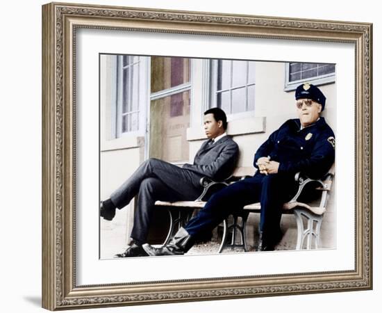 In the Heat of the Night, Sidney Poitier, Rod Steiger, 1967-null-Framed Photo