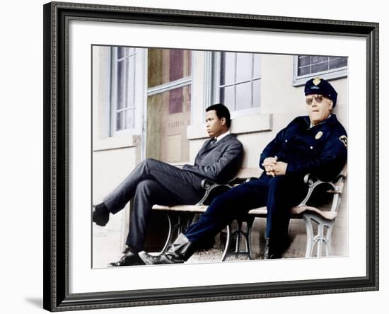 In the Heat of the Night, Sidney Poitier, Rod Steiger, 1967-null-Framed Photo