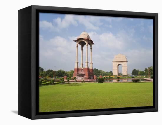 India Gate, 42 Metre High, Eastern End of the Rajpath, New Delhi, Delhi, India, Asia-Gavin Hellier-Framed Premier Image Canvas