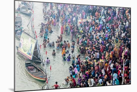 India, Sonepur, Devout Pilgrims Bathing in the Ganges River on Kartik Purnima-Ellen Clark-Mounted Photographic Print