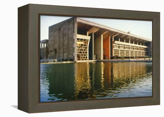 India: Supreme Court-Le Corbusier-Framed Premier Image Canvas