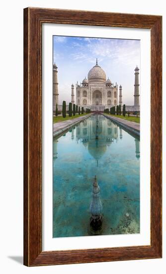 India. View of the Taj Mahal in Agra.-Ralph H^ Bendjebar-Framed Photographic Print