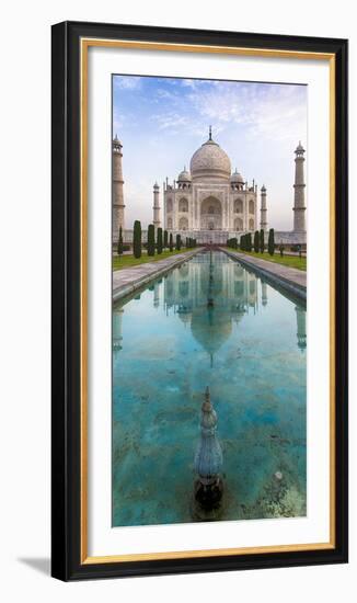 India. View of the Taj Mahal in Agra.-Ralph H^ Bendjebar-Framed Photographic Print