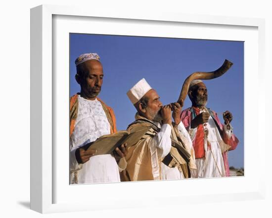 Indian Rabbi Blowing the Shofar Horn on the Jewish Sabbath-Alfred Eisenstaedt-Framed Photographic Print