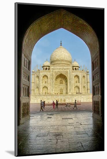 Indian Wonder-Viviane Fedieu Daniel-Mounted Photographic Print