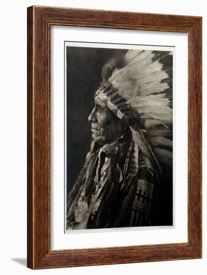 Indians of America: Portrait of Indian Chief (Photo)-Edward Sheriff Curtis-Framed Giclee Print