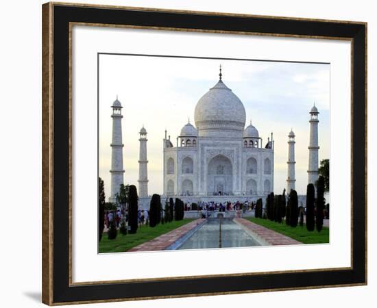 Indien Taj Mahal Jahrestag-Gurinder Osan-Framed Photographic Print