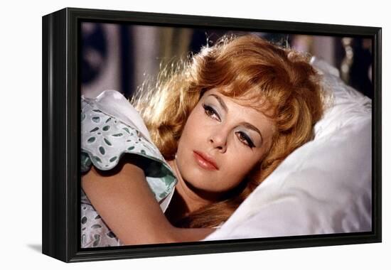 INDOMPTABLE ANGELIQUE, 1967 directed by BERNARD BORDERIE Michele Mercier (photo)-null-Framed Stretched Canvas