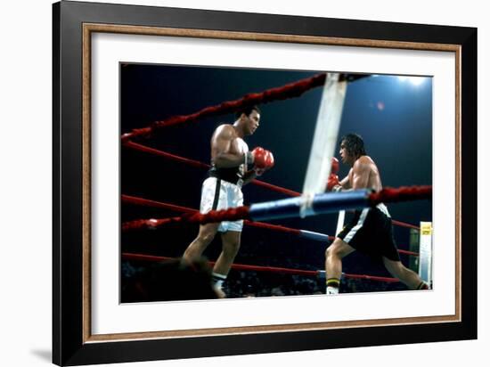 Ing Game Between Mohammed Ali and Alfredo Evanglista in Washington May 16, 1977-null-Framed Photo