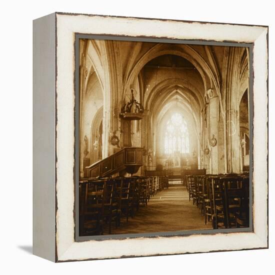 Intérieur d'église-null-Framed Premier Image Canvas