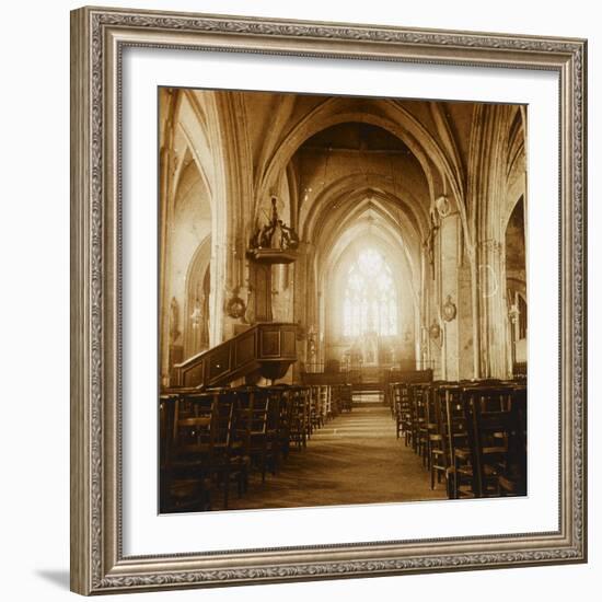 Intérieur d'église-null-Framed Giclee Print