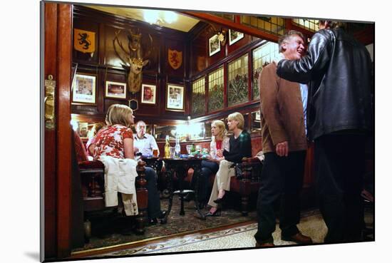 Interior of the Black Horse Pub, Preston, Lancashire-Peter Thompson-Mounted Photographic Print