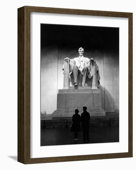 Interior of the Lincoln Memorial-Carl Mydans-Framed Photographic Print