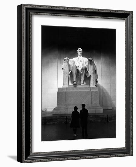 Interior of the Lincoln Memorial-Carl Mydans-Framed Photographic Print