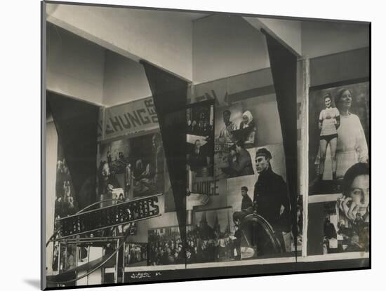 Interior of the Soviet Pavilion at the International Press Exhibition, Cologne-El Lissitzky-Mounted Giclee Print