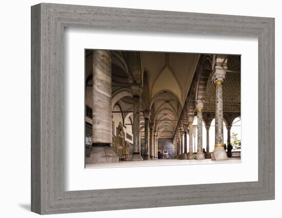 Interior of Topkapi Palace, Sultanahmet, Istanbul, Turkey-Ben Pipe-Framed Photographic Print