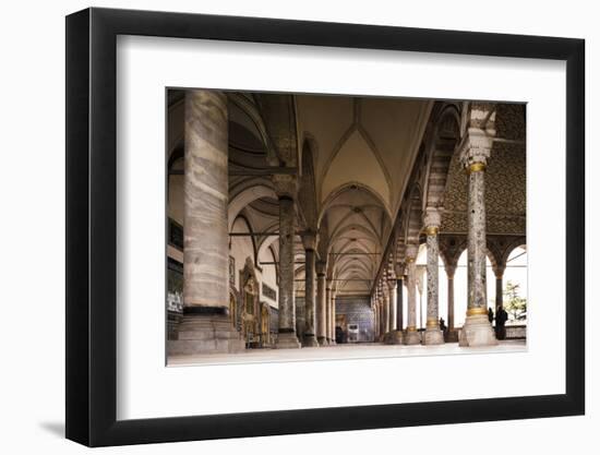 Interior of Topkapi Palace, Sultanahmet, Istanbul, Turkey-Ben Pipe-Framed Photographic Print