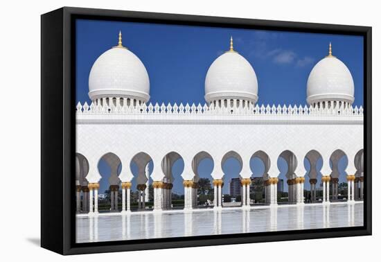 Internal View of the Sheikh Zayed Mosque, Al Maqta District of Abu Dhabi, Abu Dhabi-Cahir Davitt-Framed Premier Image Canvas