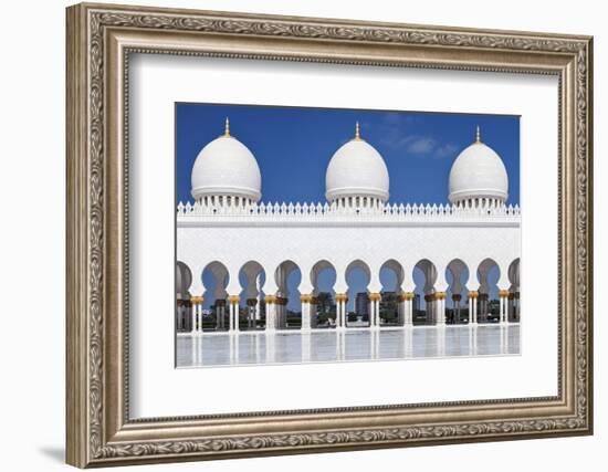 Internal View of the Sheikh Zayed Mosque, Al Maqta District of Abu Dhabi, Abu Dhabi-Cahir Davitt-Framed Photographic Print