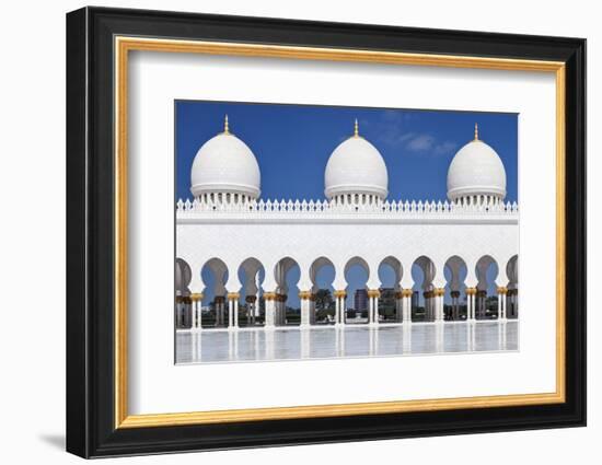 Internal View of the Sheikh Zayed Mosque, Al Maqta District of Abu Dhabi, Abu Dhabi-Cahir Davitt-Framed Photographic Print