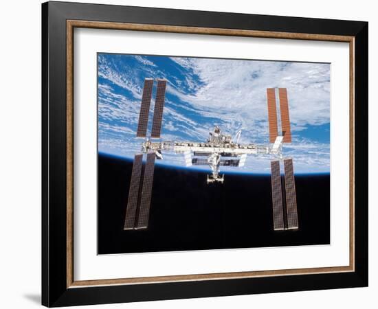 International Space Station in 2007-null-Framed Photo