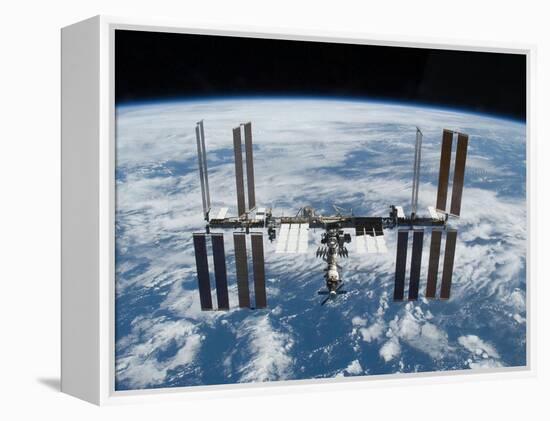 International Space Station in 2009-null-Framed Stretched Canvas