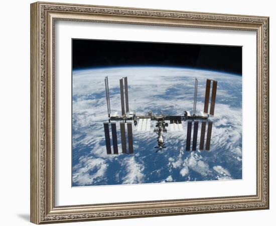 International Space Station in 2009-null-Framed Photo