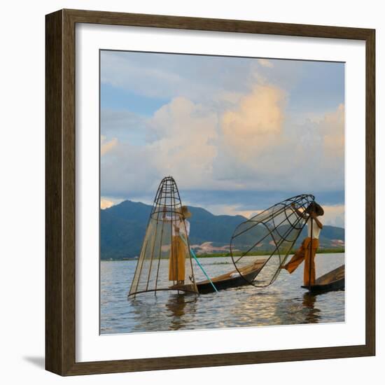 Intha Fisherman Rowing at Sunset on Inle Lake, Shan State, Myanmar-Keren Su-Framed Photographic Print