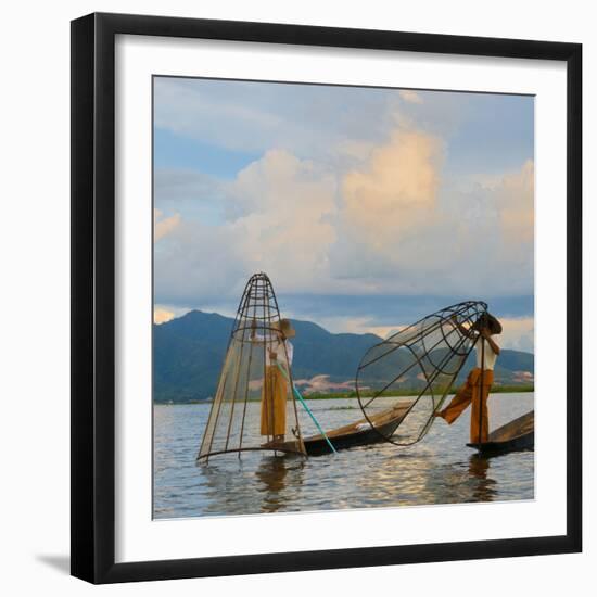 Intha Fisherman Rowing at Sunset on Inle Lake, Shan State, Myanmar-Keren Su-Framed Photographic Print