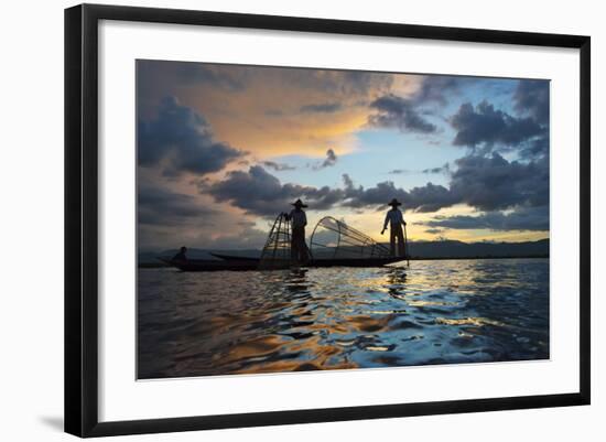 Intha Fisherman Rowing at Sunset on Inle Lake, Shan State, Myanmar-Keren Su-Framed Photographic Print