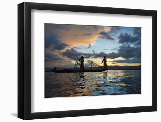 Intha Fisherman Rowing at Sunset on Inle Lake, Shan State, Myanmar-Keren Su-Framed Photographic Print