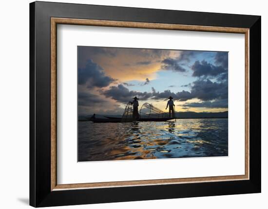 Intha Fisherman Rowing at Sunset on Inle Lake, Shan State, Myanmar-Keren Su-Framed Photographic Print