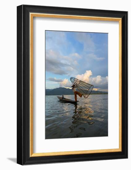 Intha Fisherman Rowing at Sunset on Inle Lake, Shan State, Myanmar-Keren Su-Framed Photographic Print