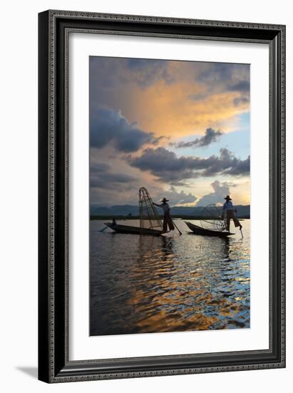 Intha Fisherman Rowing at Sunset on Inle Lake, Shan State, Myanmar-Keren Su-Framed Photographic Print