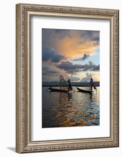 Intha Fisherman Rowing at Sunset on Inle Lake, Shan State, Myanmar-Keren Su-Framed Photographic Print