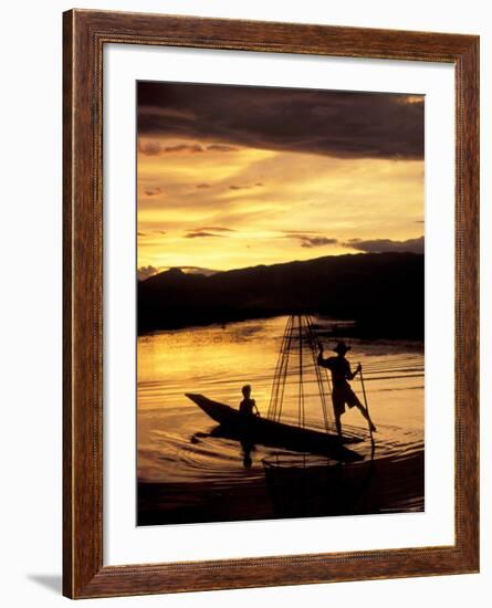 Intha Fisherman Rowing Boat With Legs at Sunset, Myanmar-Keren Su-Framed Photographic Print