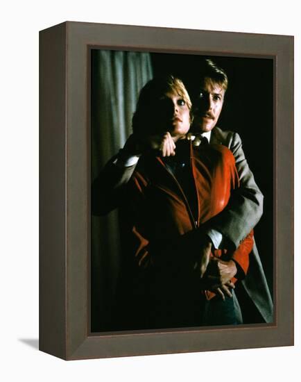 INTO THE NIGHT, 1984 directed by JOHN LANDIS Michelle Pfeiffer and David Bowie (photo)-null-Framed Stretched Canvas