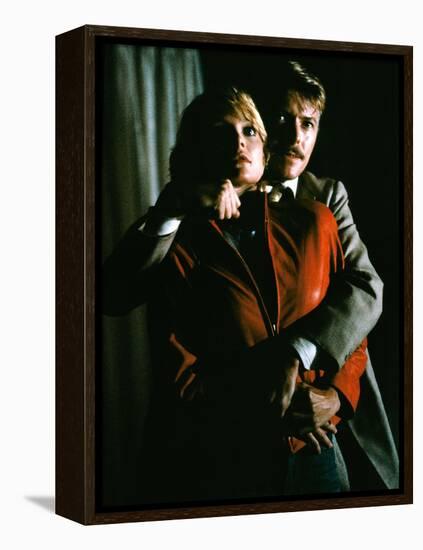 INTO THE NIGHT, 1984 directed by JOHN LANDIS Michelle Pfeiffer and David Bowie (photo)-null-Framed Stretched Canvas