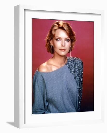 INTO THE NIGHT, 1984 directed by JOHN LANDIS Michelle Pfeiffer (photo)-null-Framed Photo