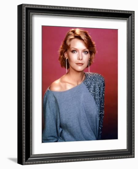 INTO THE NIGHT, 1984 directed by JOHN LANDIS Michelle Pfeiffer (photo)-null-Framed Photo