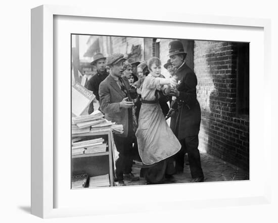 Intolerance, Mae Marsh, 1916-null-Framed Photo