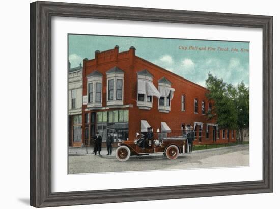 Iola, Kansas - City Hall Exterior with Fire Engine View-Lantern Press-Framed Art Print