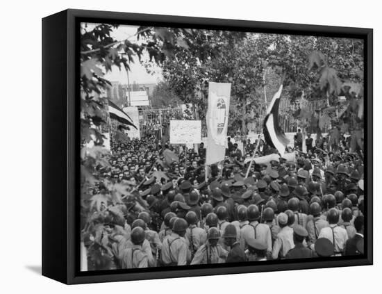 Iranian Demonstrators Protest Against the British Government in 1951-null-Framed Stretched Canvas