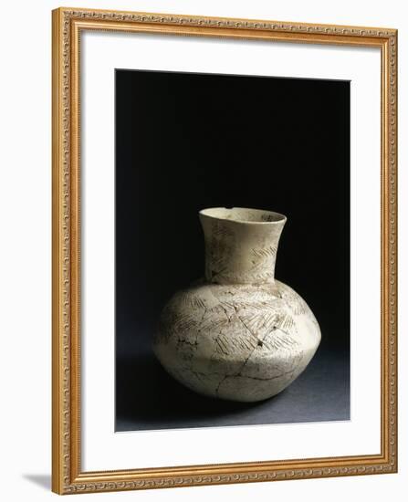 Iraq, Tell Abu Husaini, Vase with Herringbone Pattern Decoration-null-Framed Giclee Print