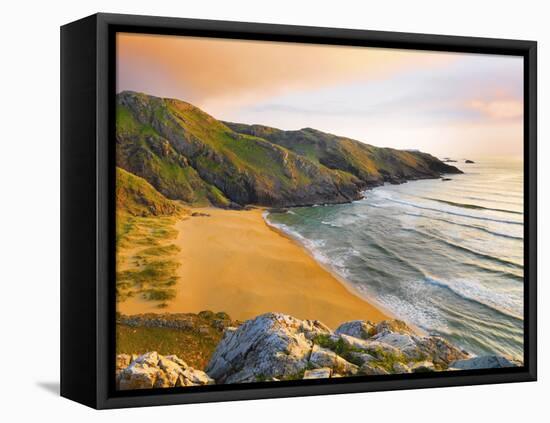 Ireland, Co.Donegal, Rosguil, Boyeeghter Bay-Shaun Egan-Framed Premier Image Canvas