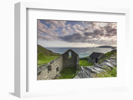 Ireland, County Kerry, Slea Head Drive, Dunquin, farmhouse ruins-Walter Bibikow-Framed Photographic Print