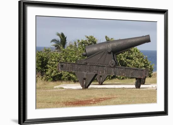 Iron cannon sitting on the outskirts of Castillo de la Real Fuerza on the western edge of Havana-Mallorie Ostrowitz-Framed Photographic Print