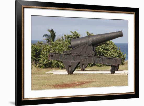 Iron cannon sitting on the outskirts of Castillo de la Real Fuerza on the western edge of Havana-Mallorie Ostrowitz-Framed Photographic Print