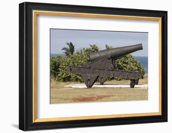 Iron cannon sitting on the outskirts of Castillo de la Real Fuerza on the western edge of Havana-Mallorie Ostrowitz-Framed Photographic Print